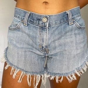 Custom Light Wash Short